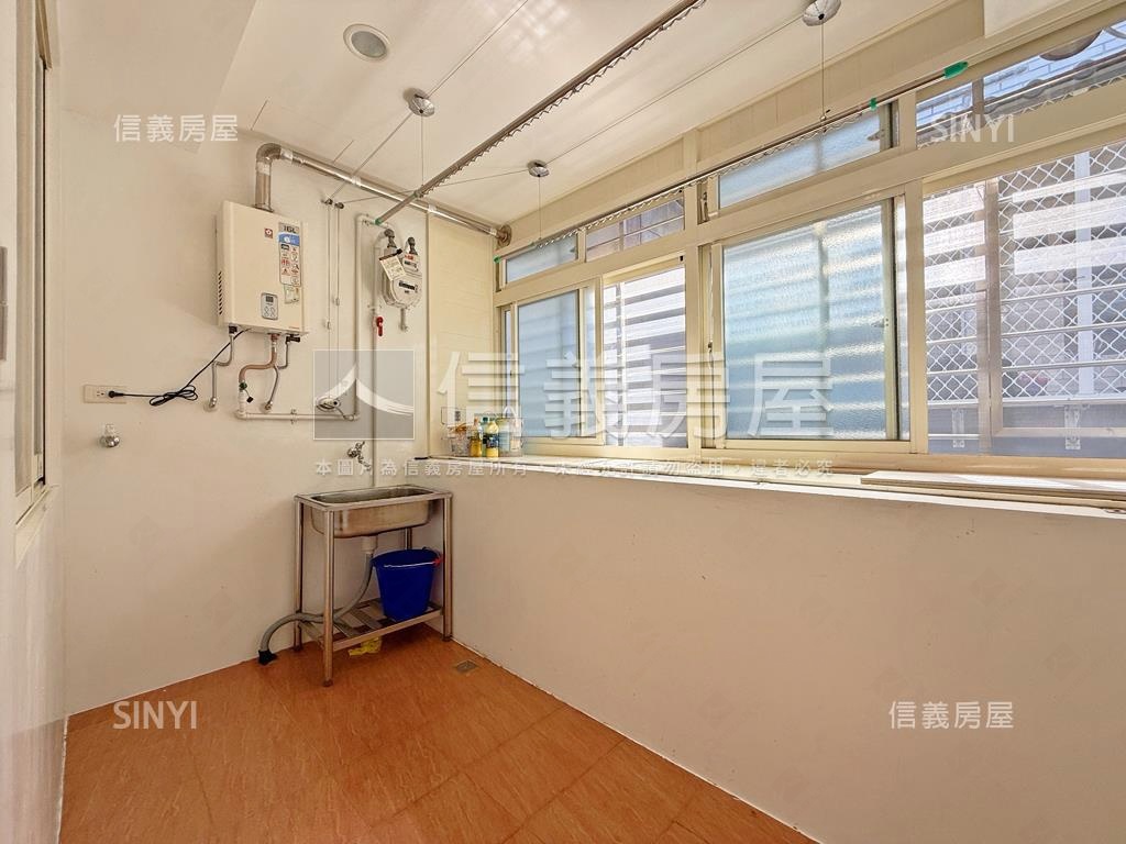 低總首購溫馨美妝圓山兩房房屋室內格局與周邊環境