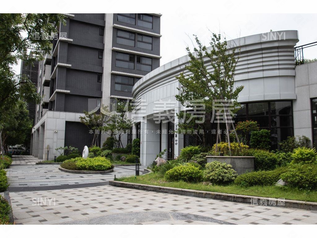 中路高樓層美三房雙車位房屋室內格局與周邊環境