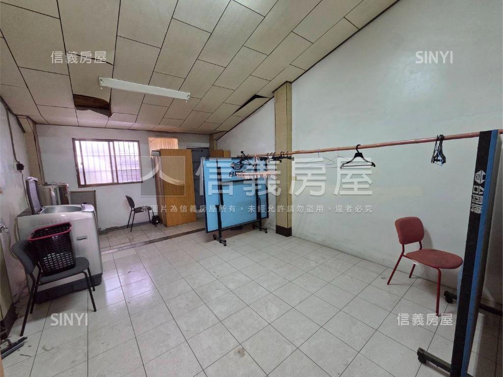 彰安中正美透天房屋室內格局與周邊環境