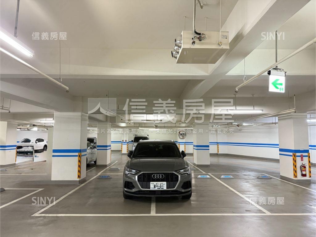 夯櫻花建設三房雙平車房屋室內格局與周邊環境