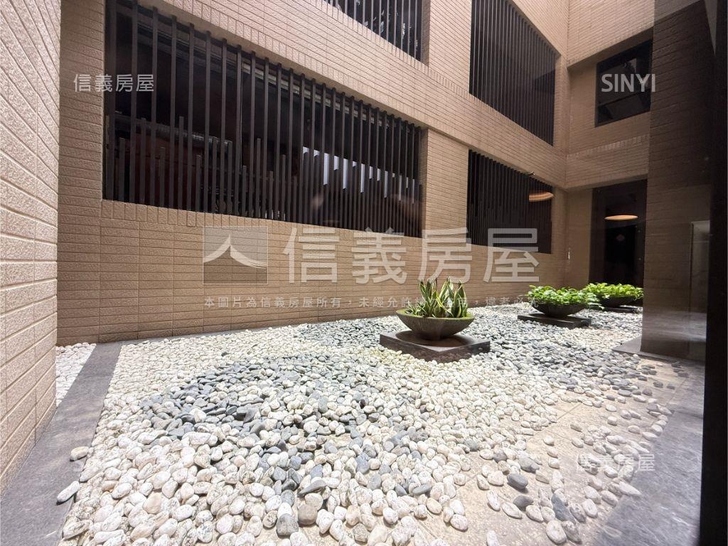 夯櫻花建設三房雙平車房屋室內格局與周邊環境