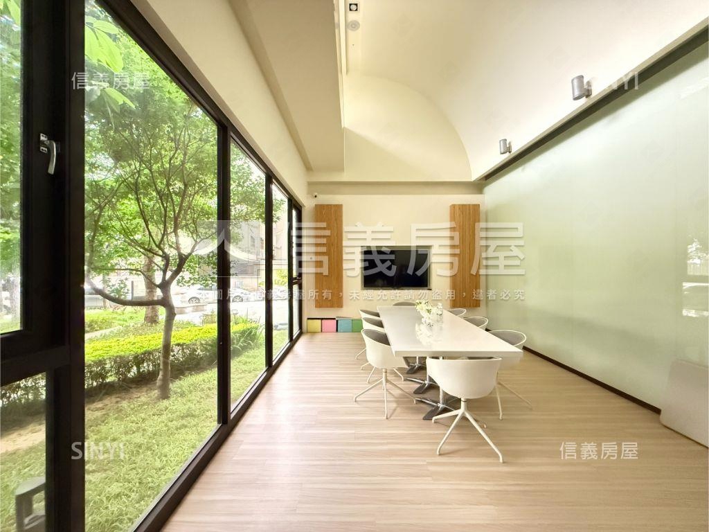 夯櫻花建設三房雙平車房屋室內格局與周邊環境
