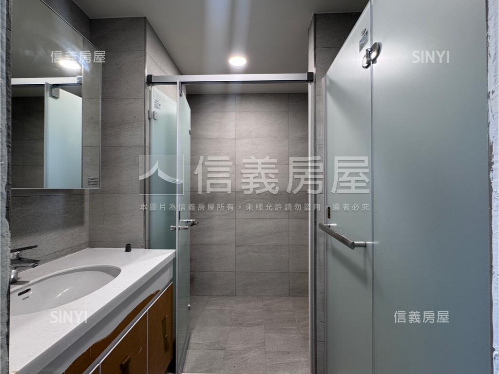 家格綻綻邊間高樓三房房屋室內格局與周邊環境