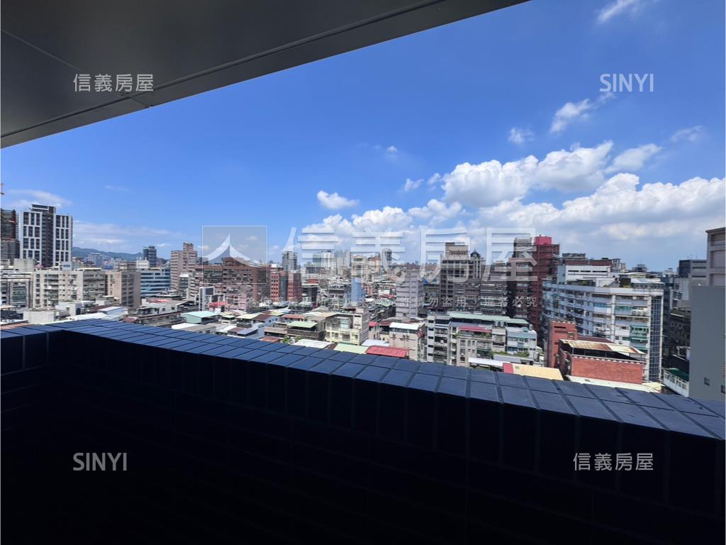 家格綻綻邊間高樓三房房屋室內格局與周邊環境