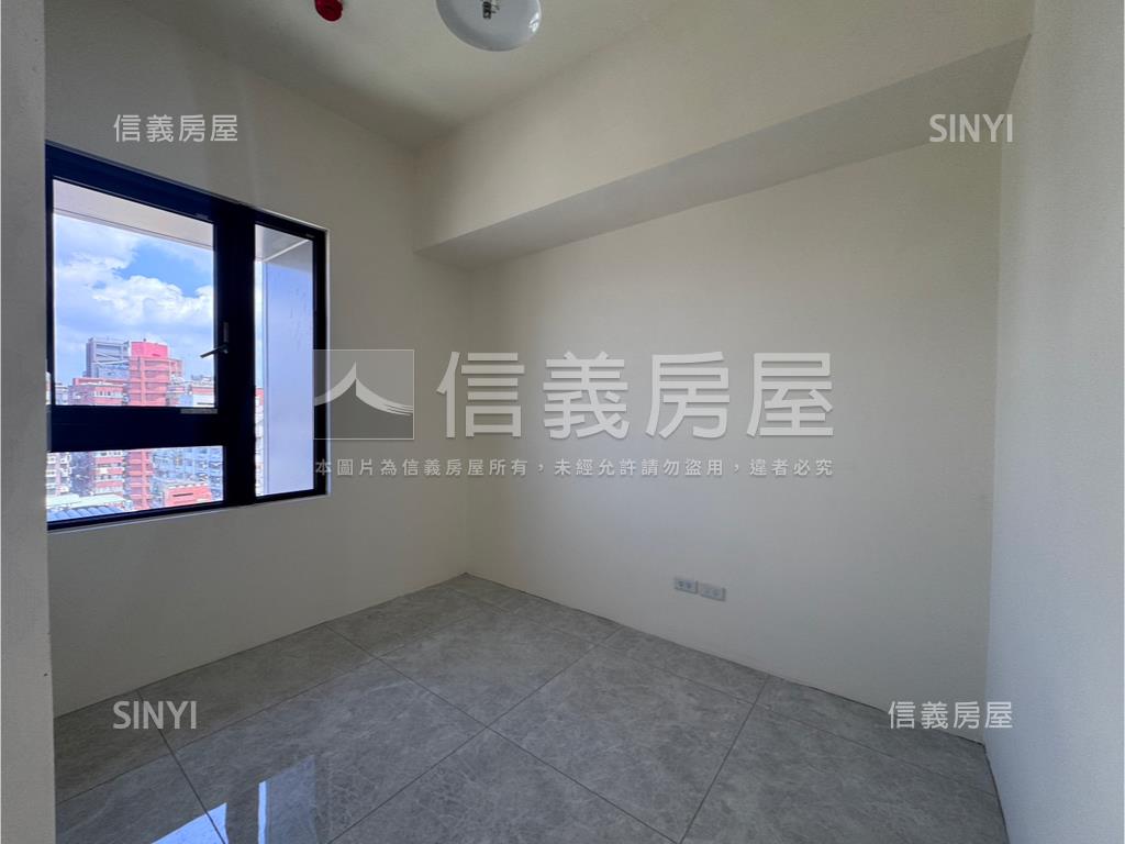家格綻綻邊間高樓三房房屋室內格局與周邊環境