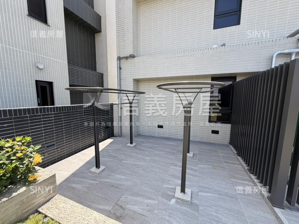 家格綻綻邊間高樓三房房屋室內格局與周邊環境