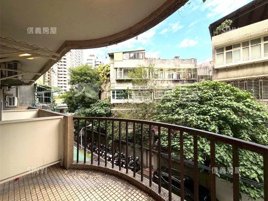 龍安龍門方正美廈房屋室內格局與周邊環境