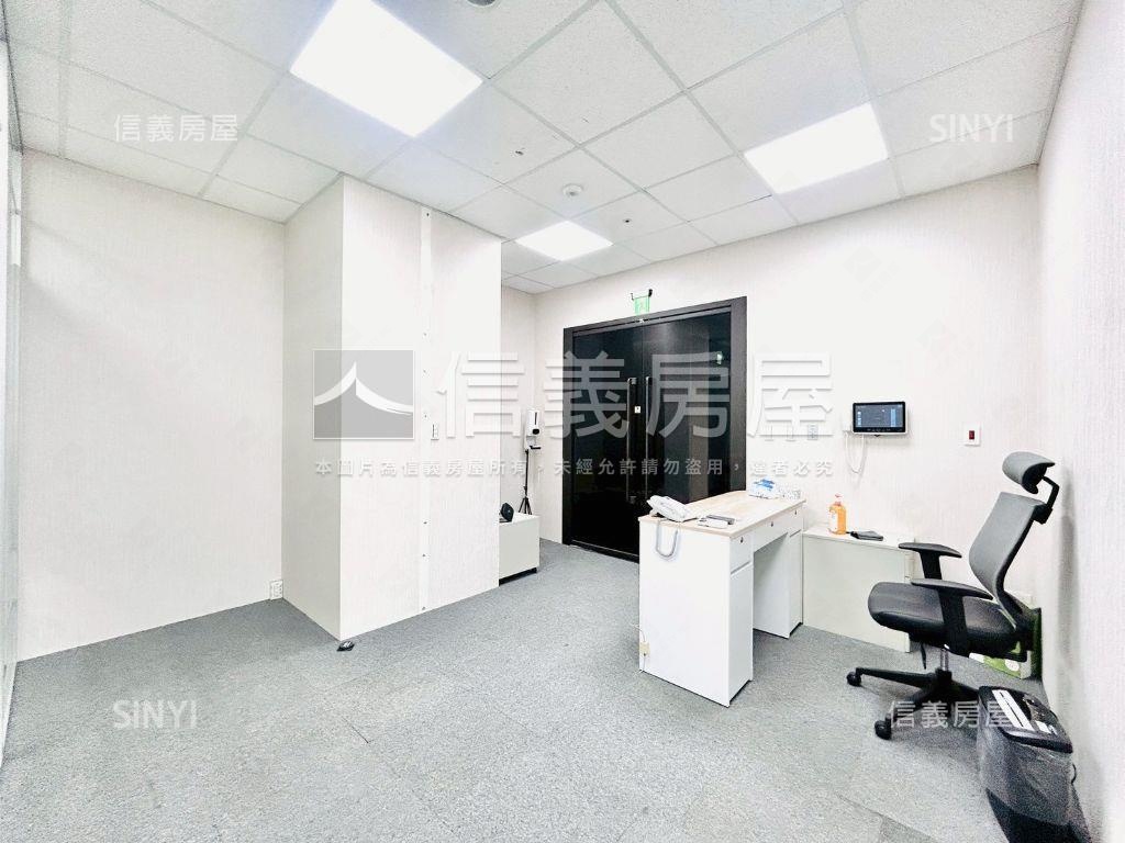 七期│親家市政廣場│商辦房屋室內格局與周邊環境