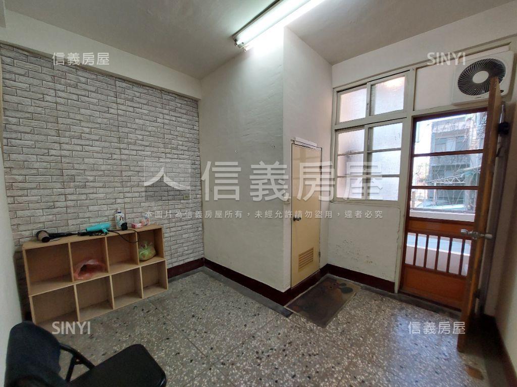 近陽明國中●活路透天房屋室內格局與周邊環境