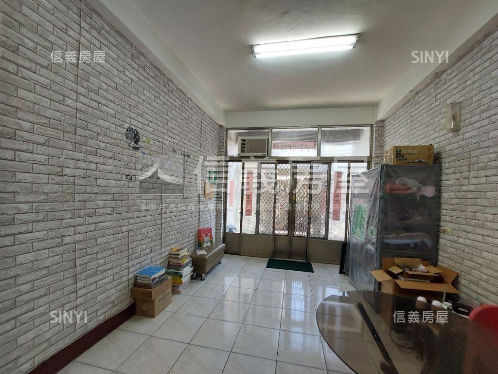 近陽明國中●活路透天房屋室內格局與周邊環境