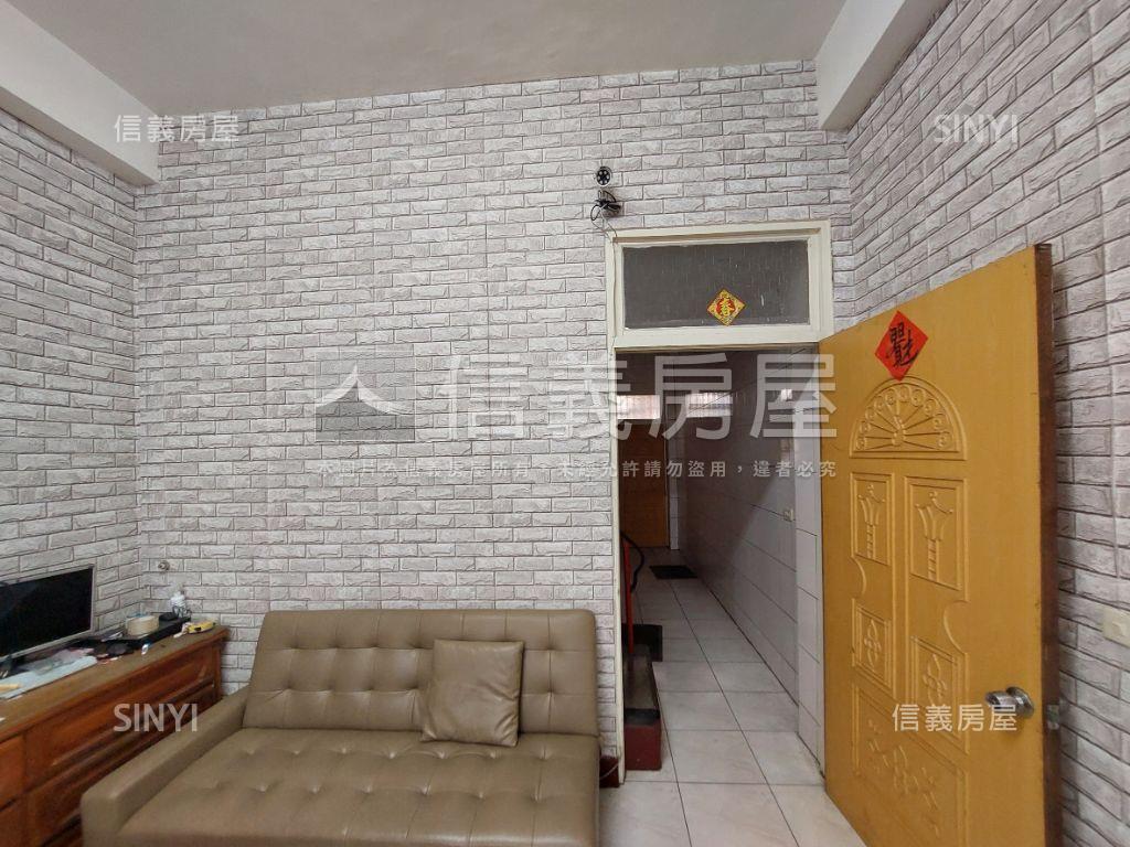 近陽明國中●活路透天房屋室內格局與周邊環境