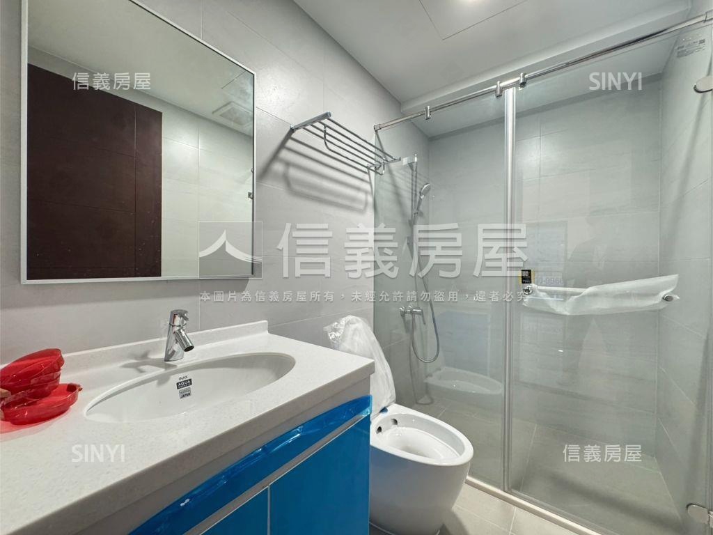 前後陽台水岸三房房屋室內格局與周邊環境