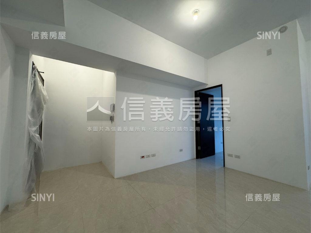 前後陽台水岸三房房屋室內格局與周邊環境