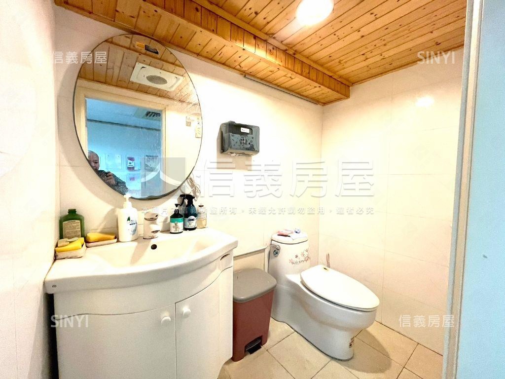 西區大空間商辦房屋室內格局與周邊環境