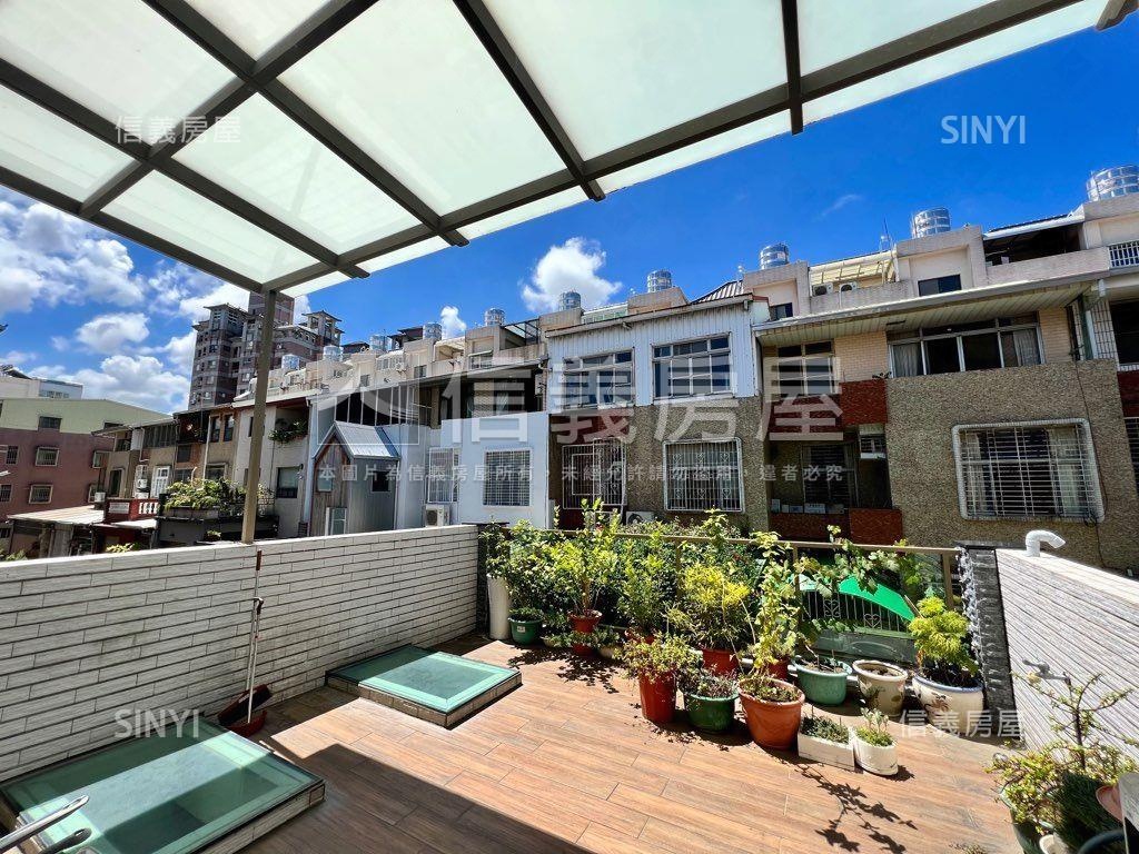 近長榮中學｜朝南質感車墅房屋室內格局與周邊環境