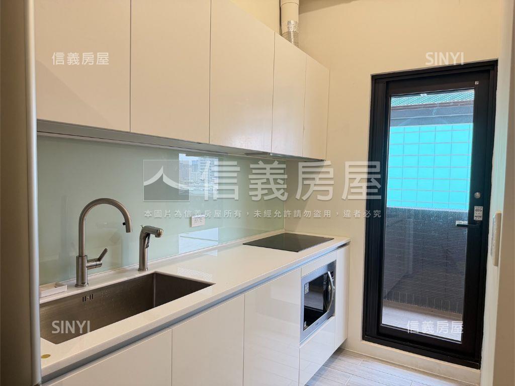 志榮ＢＲ４豪華三房房屋室內格局與周邊環境