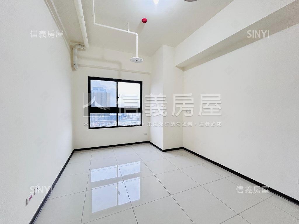麗寶南法莊園·三房車位房屋室內格局與周邊環境
