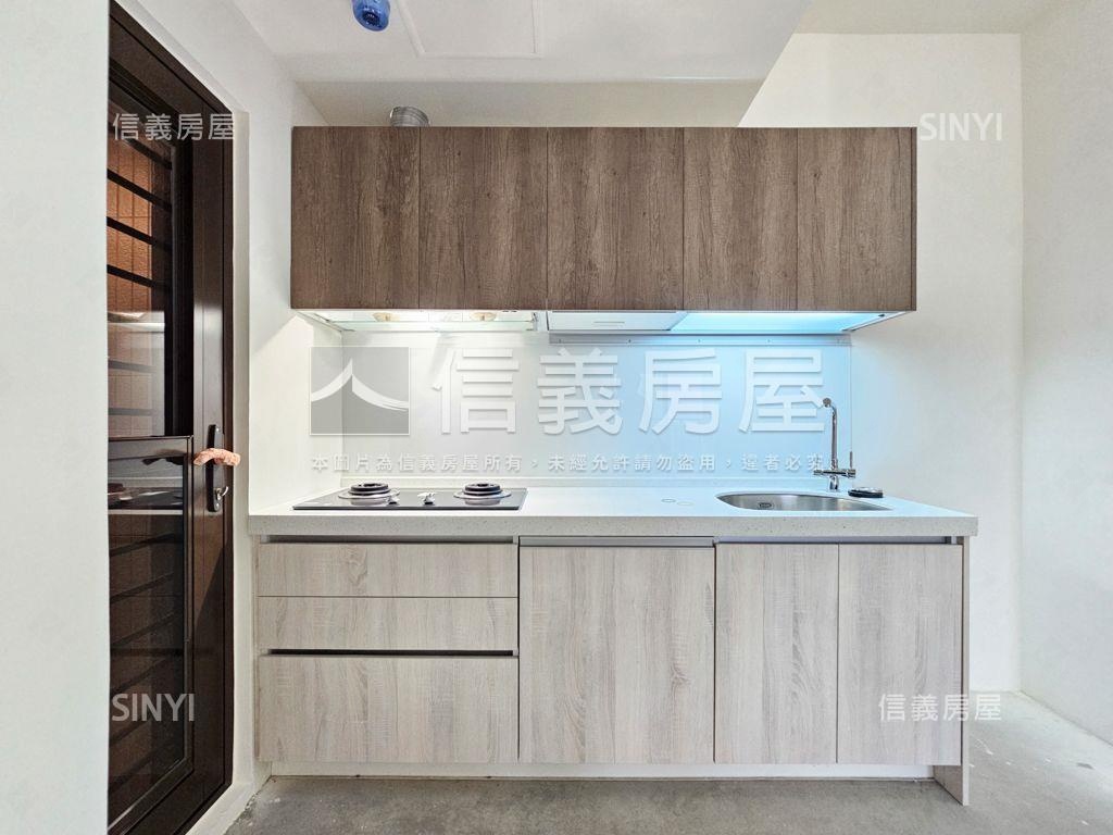 Ａ２０捷運旁景觀三房車位房屋室內格局與周邊環境