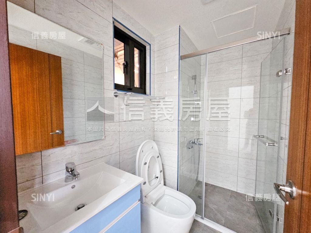 Ａ２０捷運旁景觀三房車位房屋室內格局與周邊環境