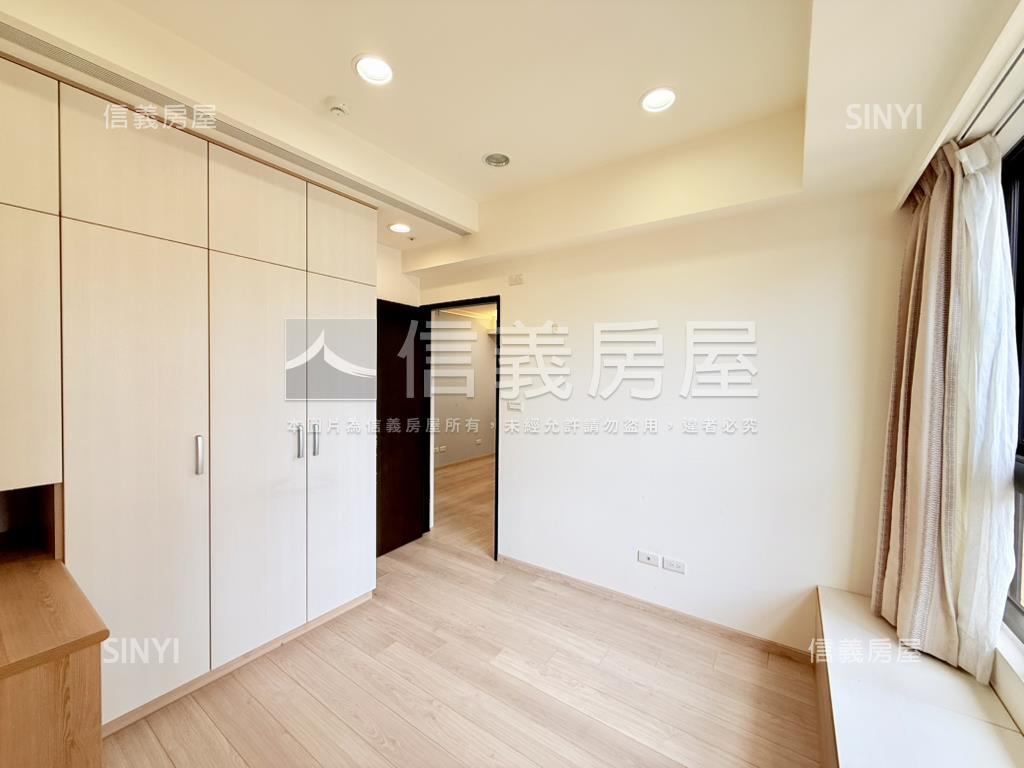 獨家巴黎皇宮高樓溫馨美屋房屋室內格局與周邊環境