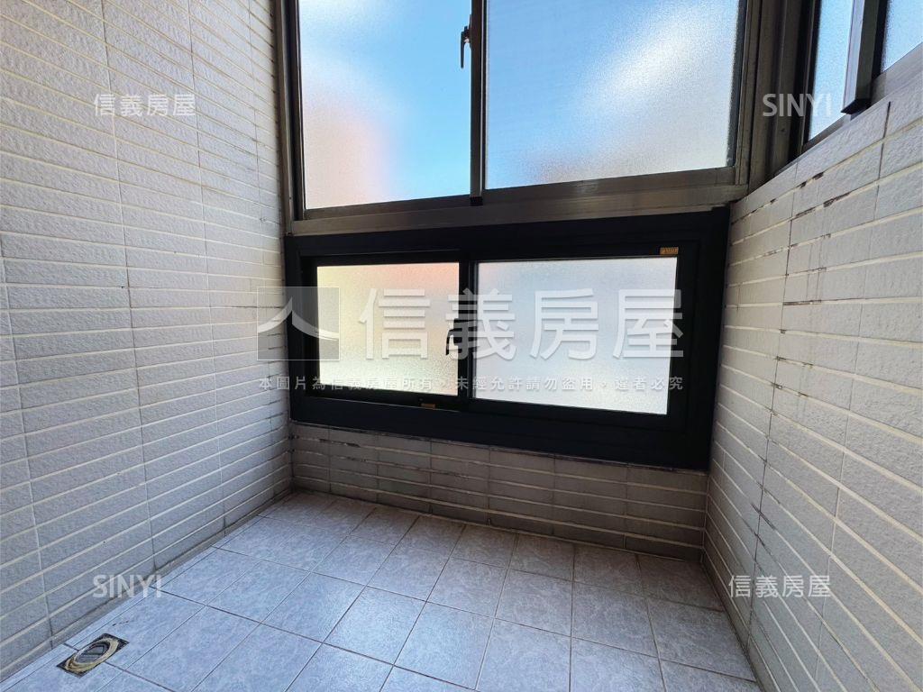 稀有釋出北區大地坪別墅房屋室內格局與周邊環境