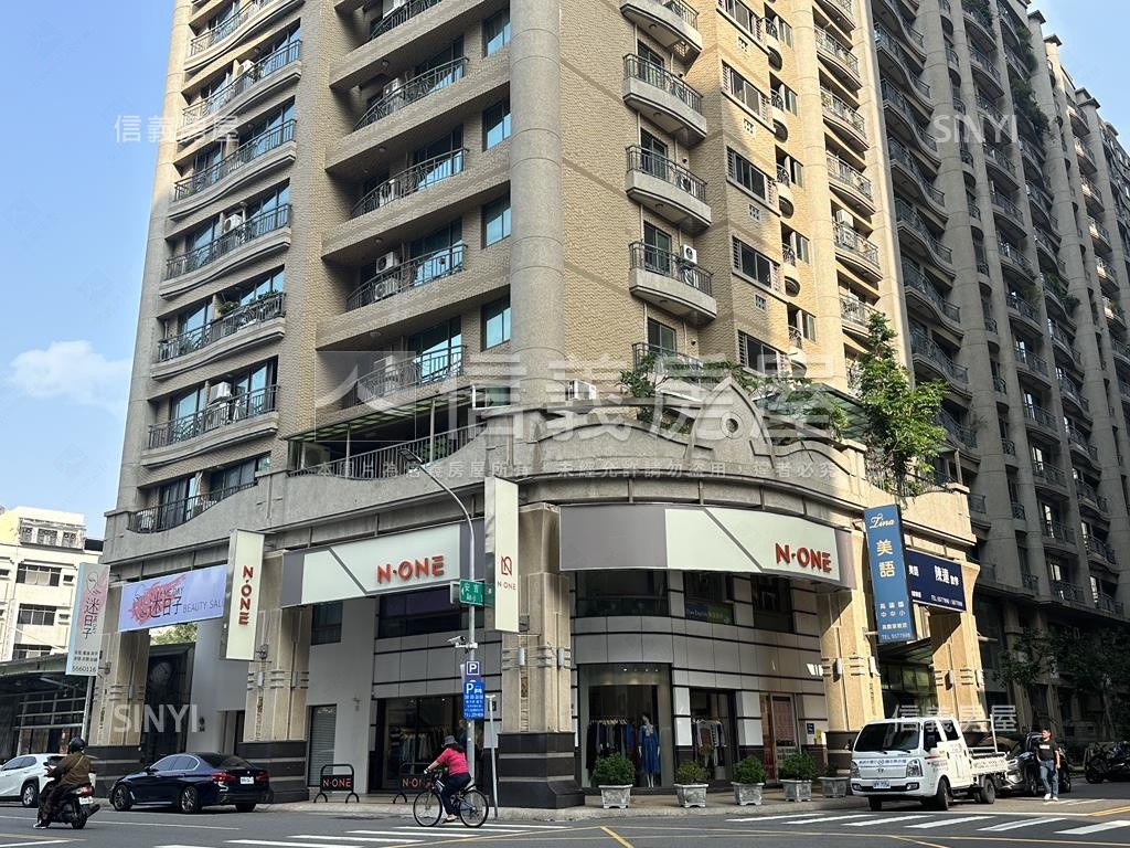 稀有角窗富民路住三土地房屋室內格局與周邊環境