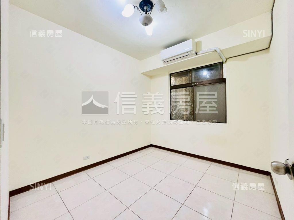 捷運文心崇德站明亮三房房屋室內格局與周邊環境