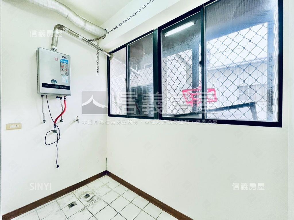 捷運文心崇德站明亮三房房屋室內格局與周邊環境