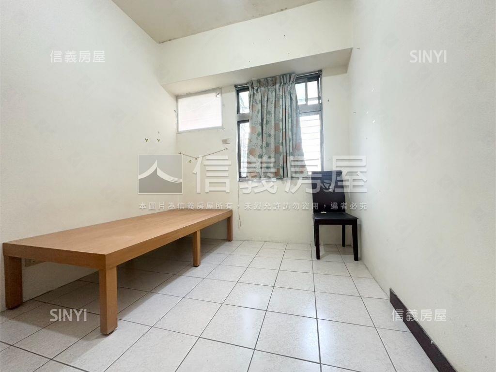 君臨高樓靜謐三房房屋室內格局與周邊環境