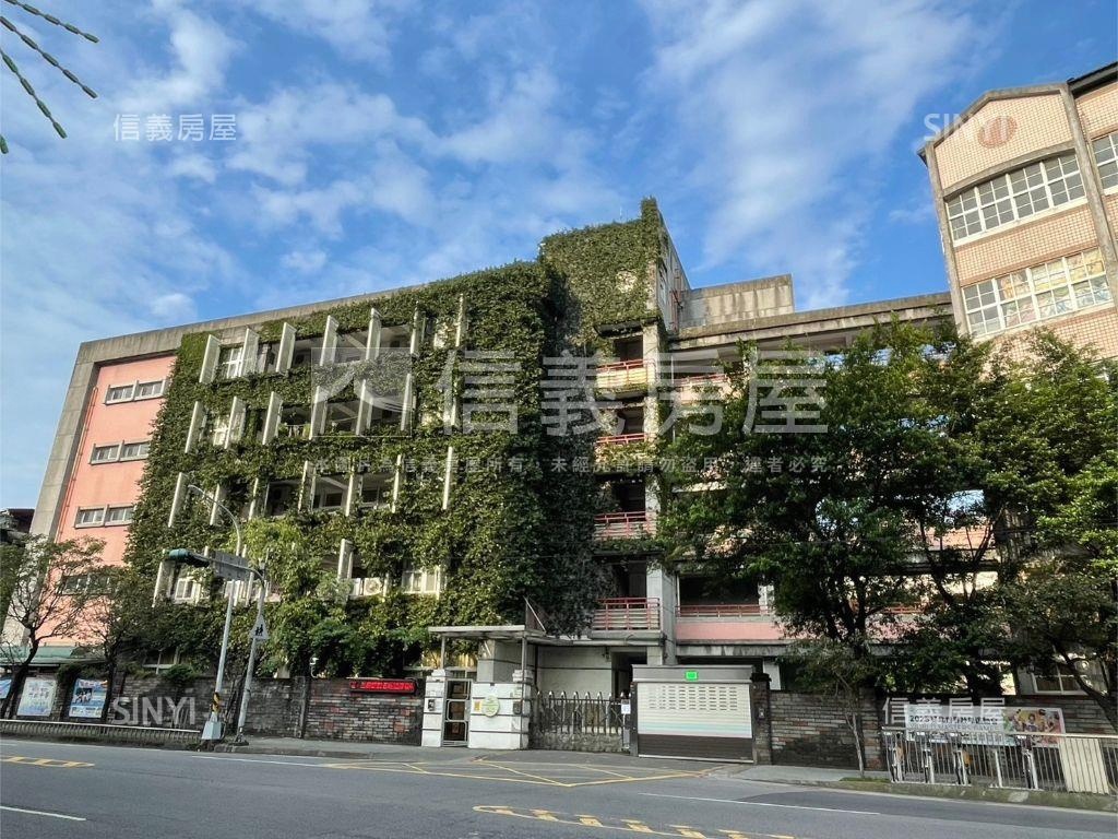 君臨高樓靜謐三房房屋室內格局與周邊環境