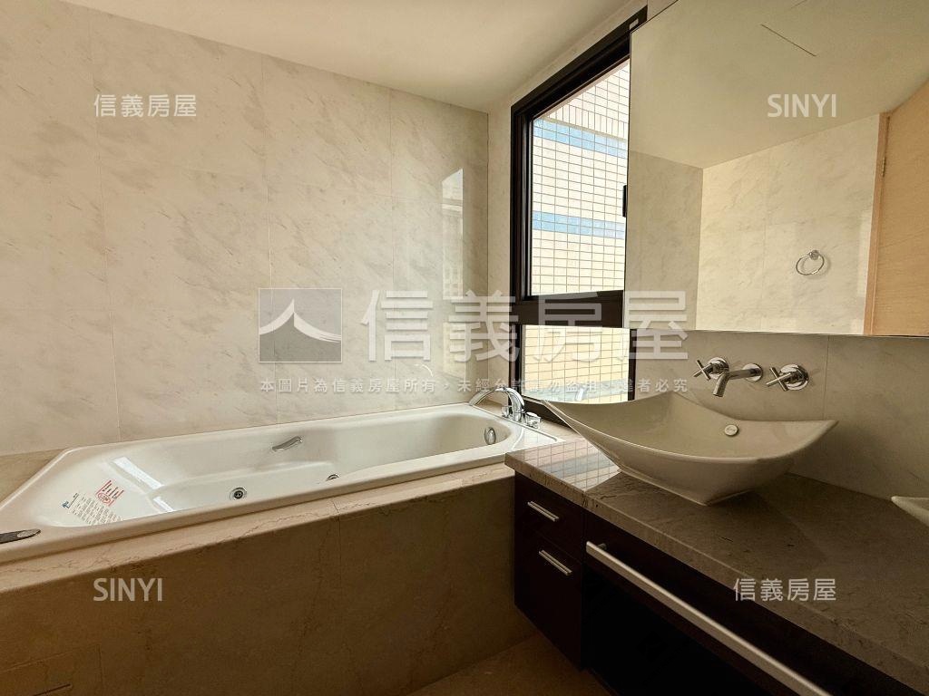 新年賞屋馥麗高樓雙平車位房屋室內格局與周邊環境