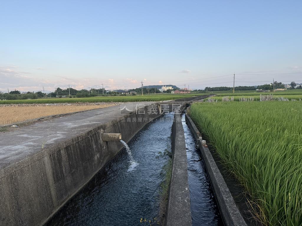 大安都計內農地約２．６分房屋室內格局與周邊環境