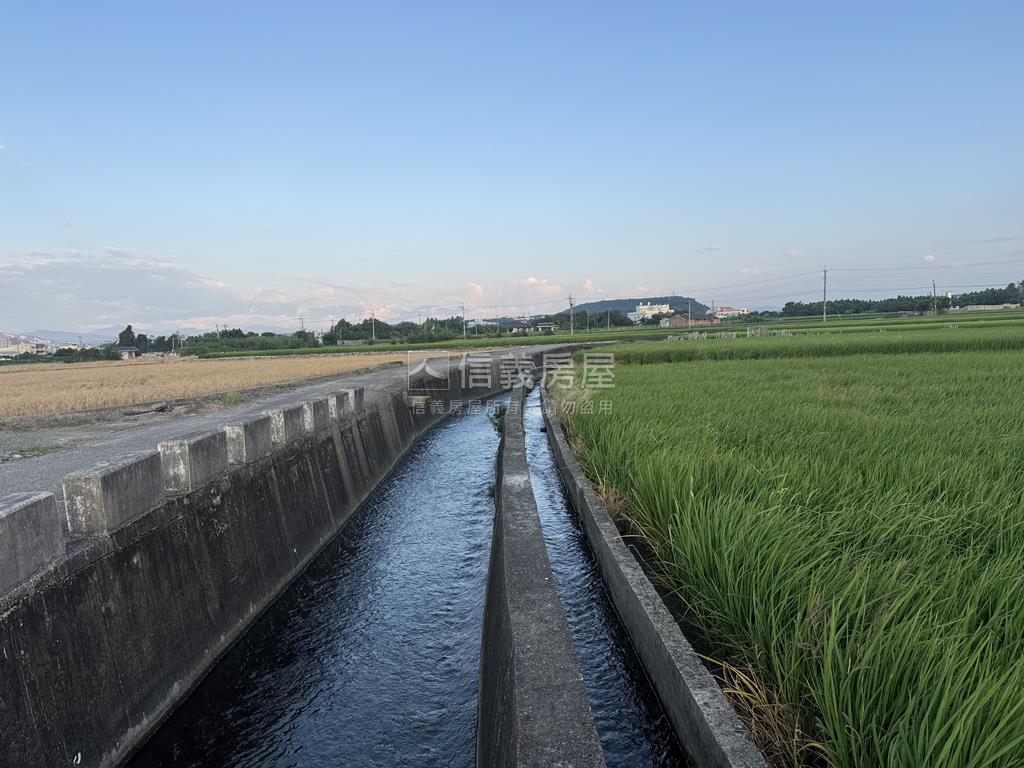大安都計內農地約２．６分房屋室內格局與周邊環境