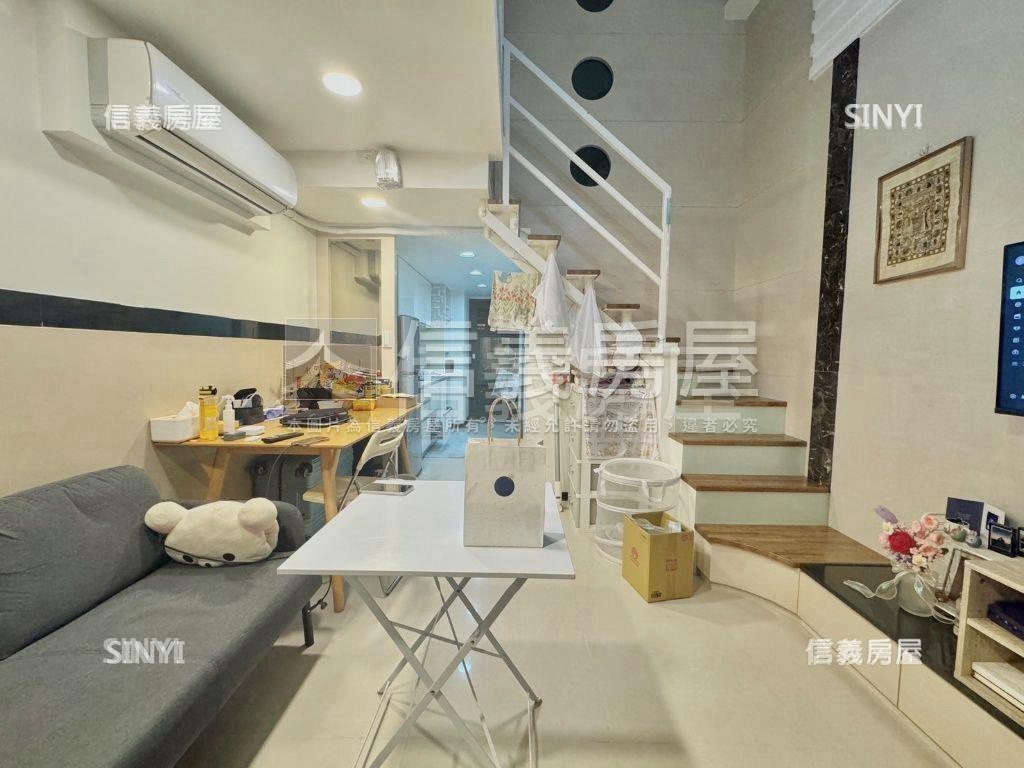 近萬坪公園平車視野戶房屋室內格局與周邊環境