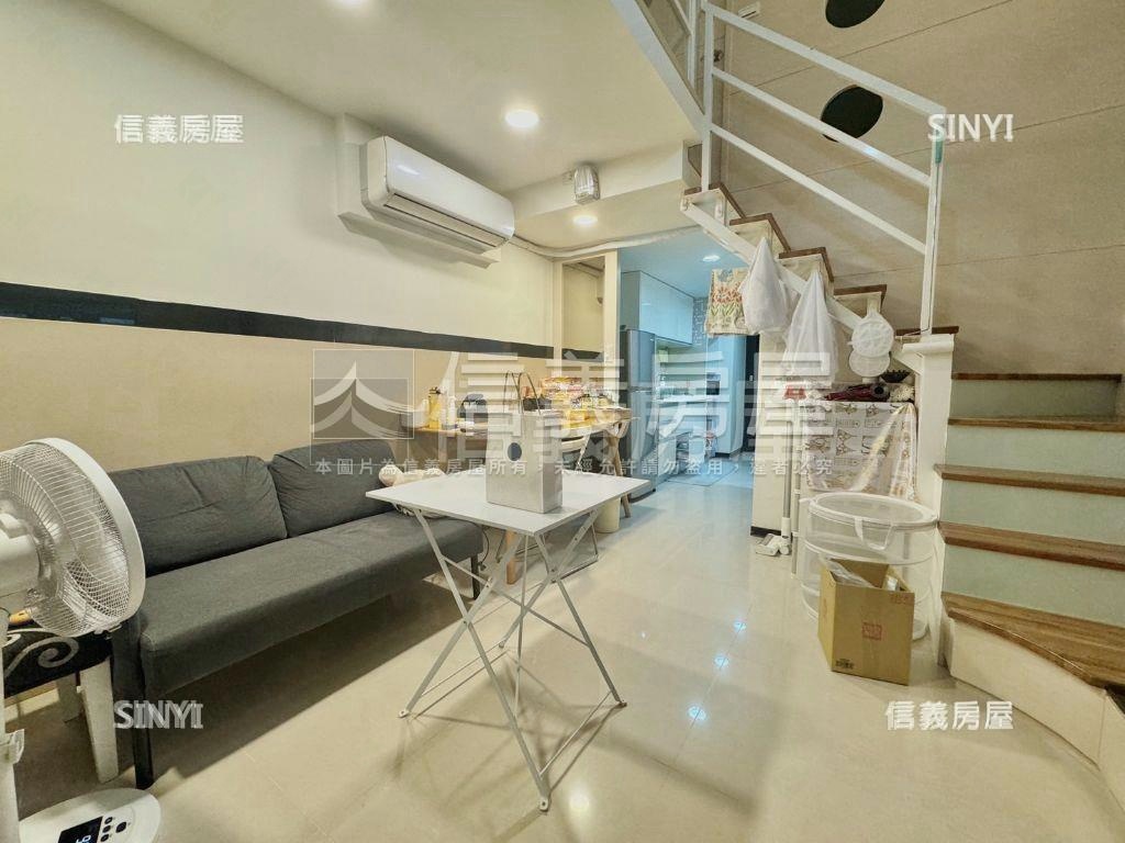 近萬坪公園平車視野戶房屋室內格局與周邊環境