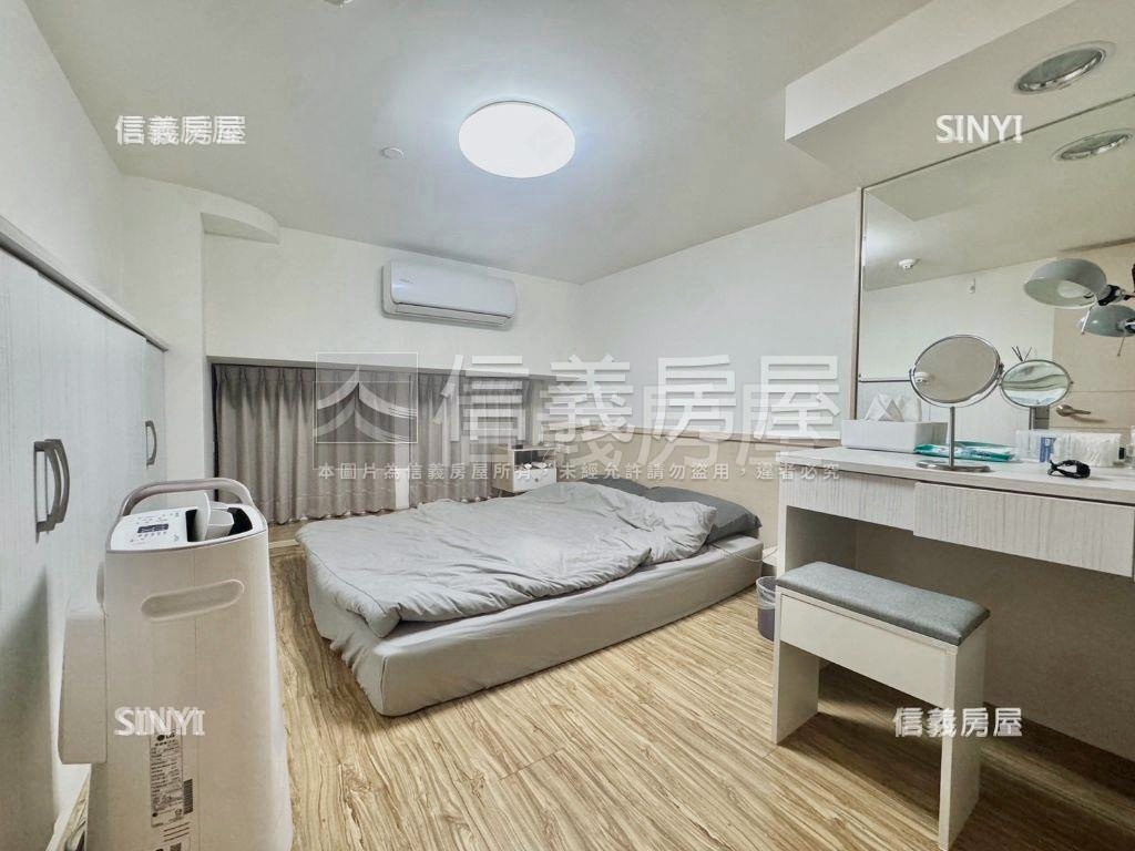 近萬坪公園平車視野戶房屋室內格局與周邊環境