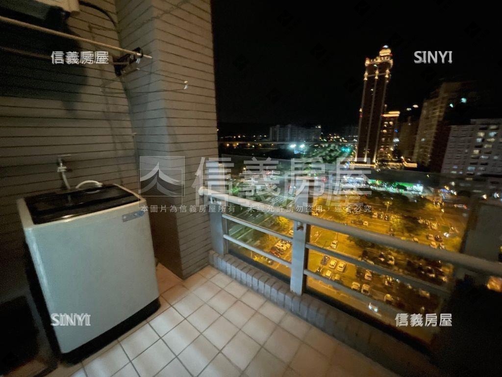 近萬坪公園平車視野戶房屋室內格局與周邊環境