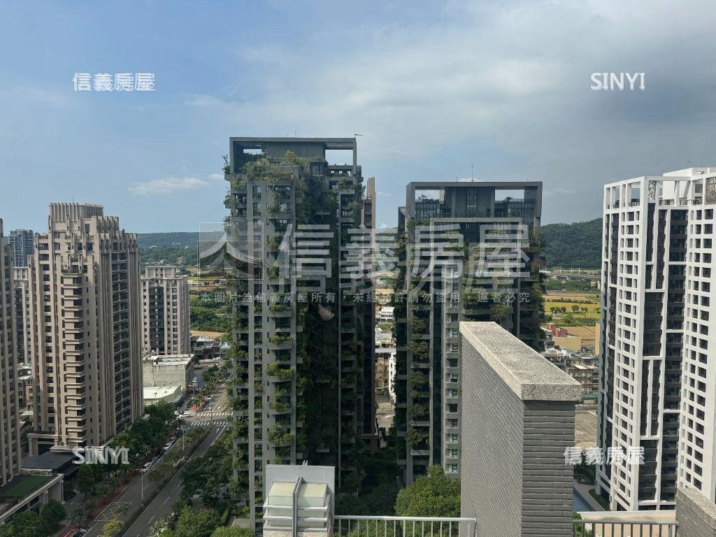 近萬坪公園平車視野戶房屋室內格局與周邊環境