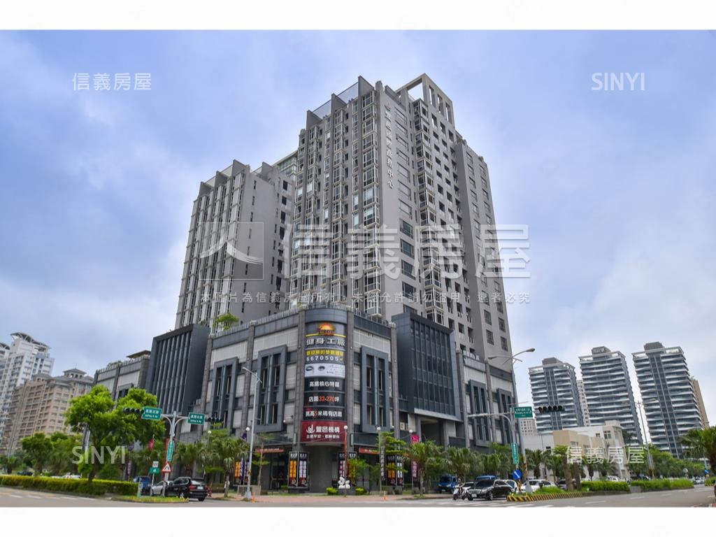 近萬坪公園平車視野戶房屋室內格局與周邊環境