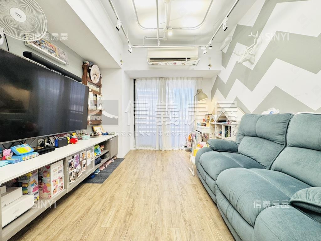 捷運讚高樓採光兩房車位房屋室內格局與周邊環境