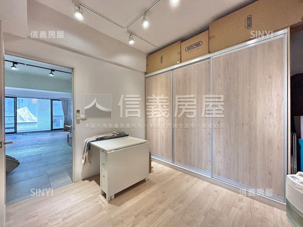 晴耕雨讀三房雙平車大露台房屋室內格局與周邊環境