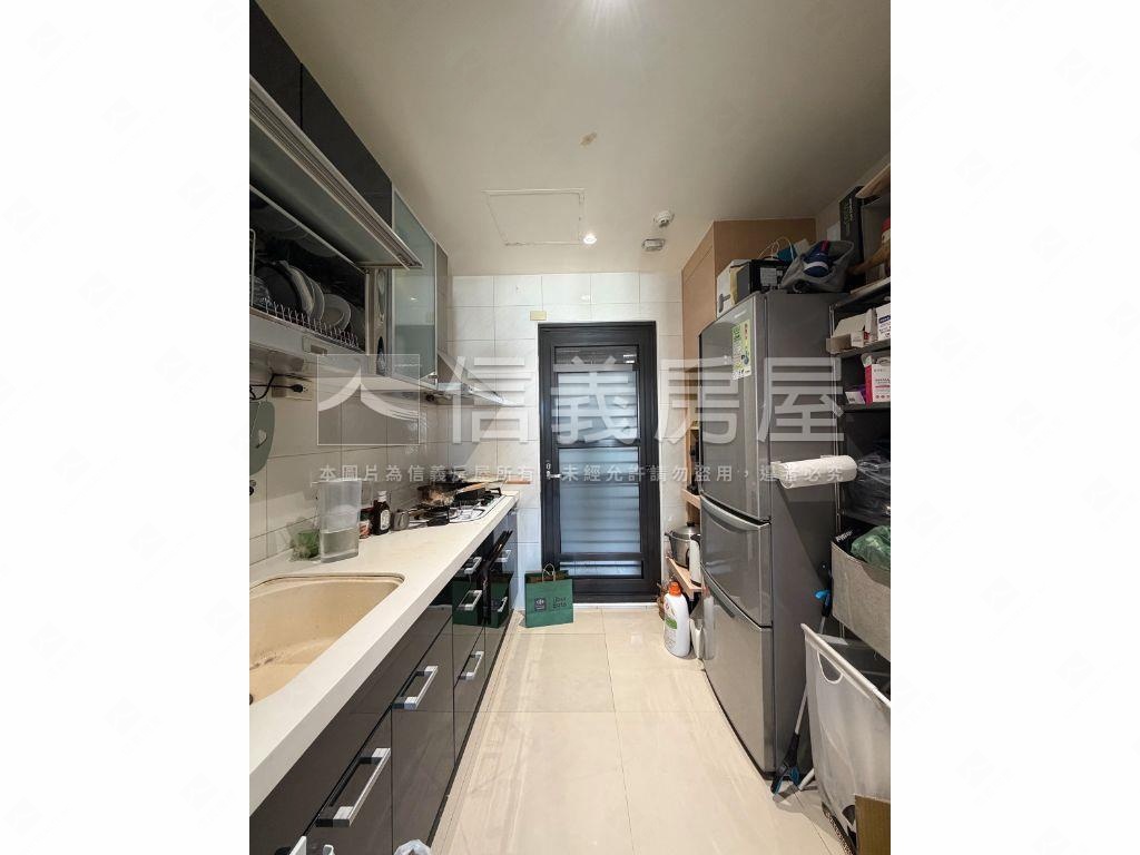 鄉林雅典設計師的家好美♥房屋室內格局與周邊環境