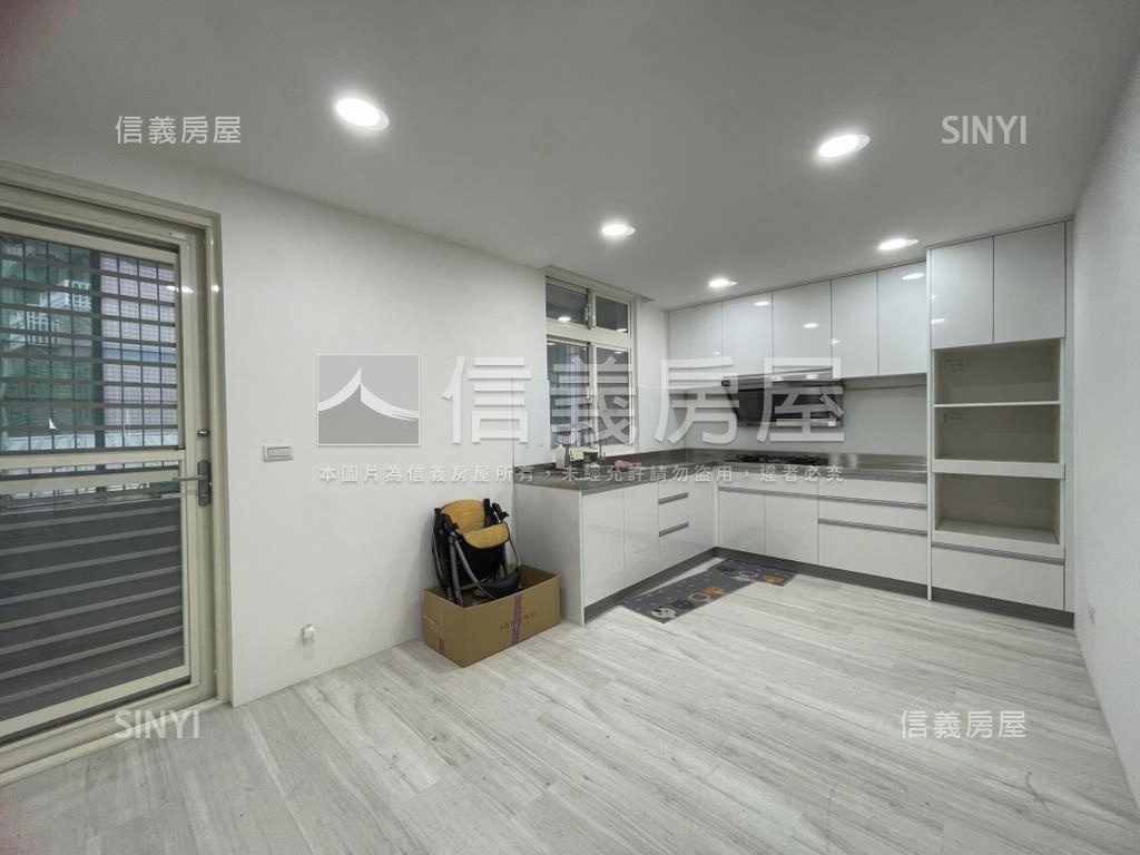 精美裝潢水電更換公寓２樓房屋室內格局與周邊環境