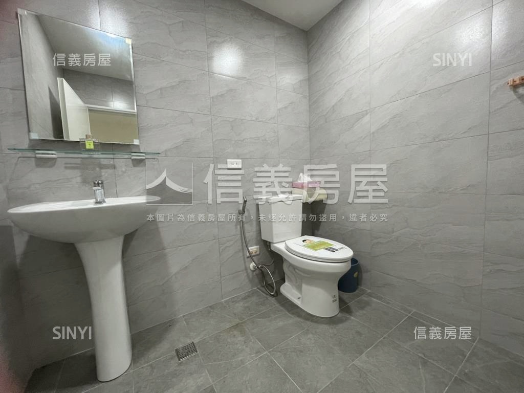 精美裝潢水電更換公寓２樓房屋室內格局與周邊環境