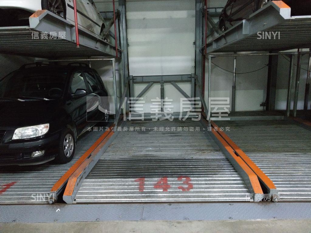 台科晶品漂亮收租美三房房屋室內格局與周邊環境