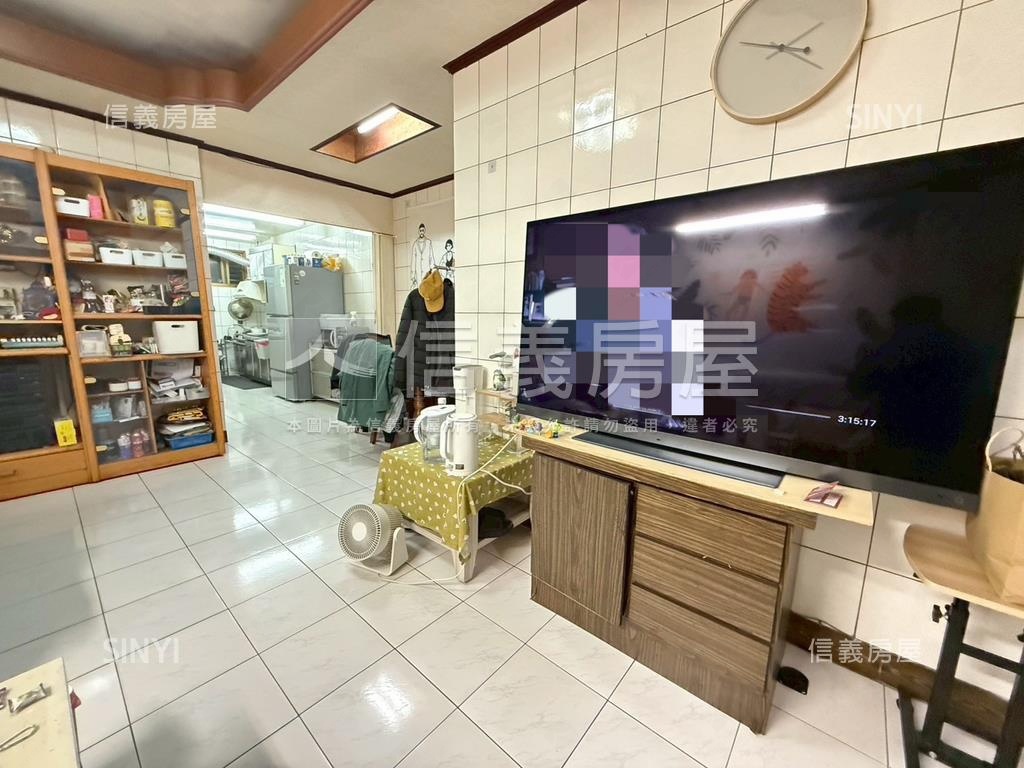 稀有景新街一樓房屋室內格局與周邊環境
