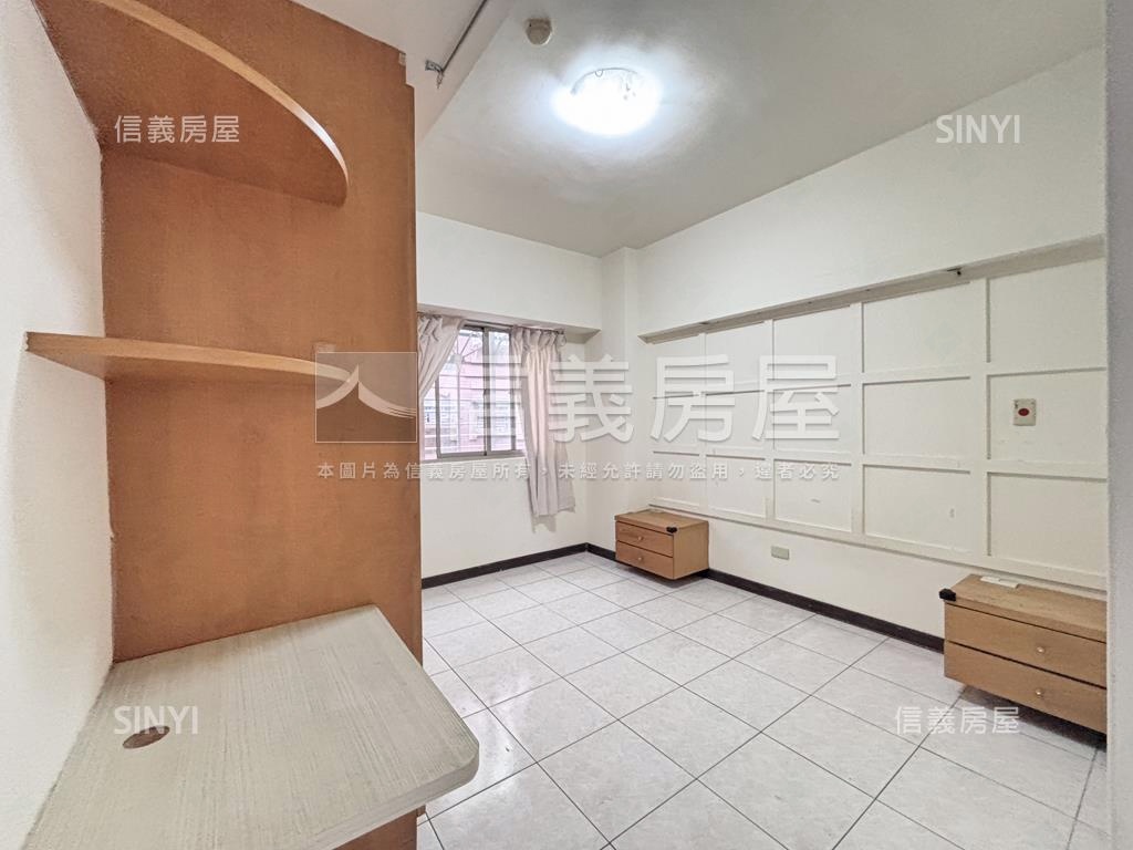 圓山低總價方正３房房屋室內格局與周邊環境