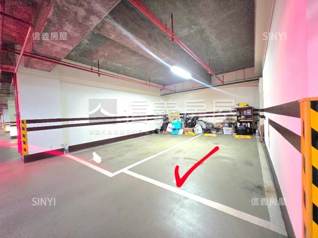 五期良茂雅典綠景三房車位房屋室內格局與周邊環境