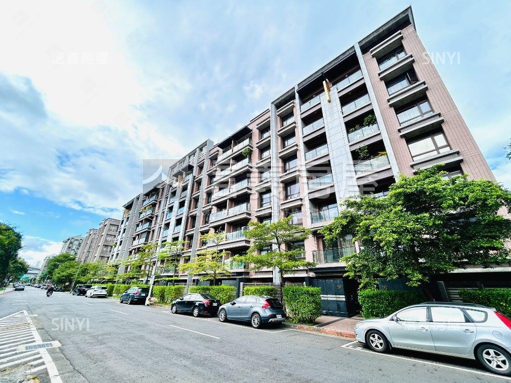 五期良茂雅典綠景三房車位房屋室內格局與周邊環境