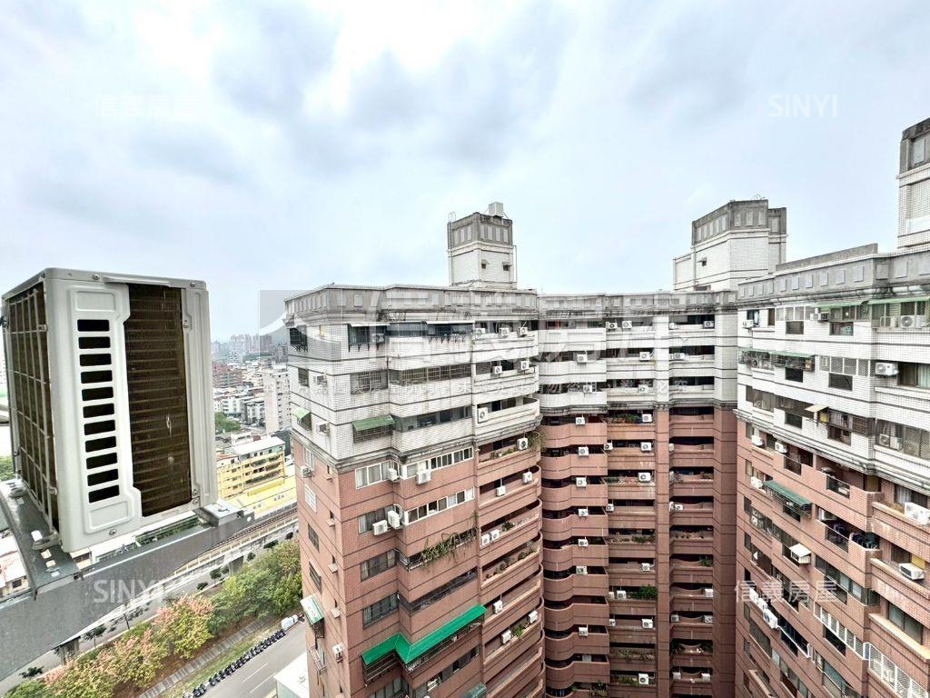 近西區五權車站經典一房房屋室內格局與周邊環境
